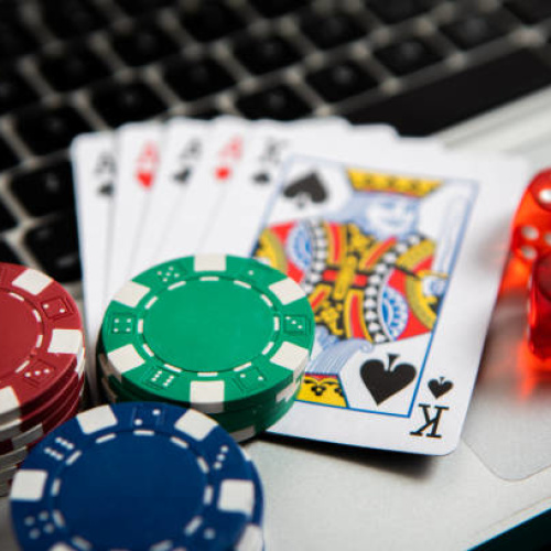 Fitur Utama yang Harus Dicari di Platform Login Nagaspin99